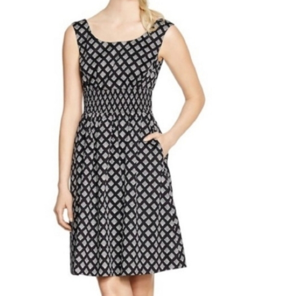 White House Black Market dress size 6 - Picture 9 of 9